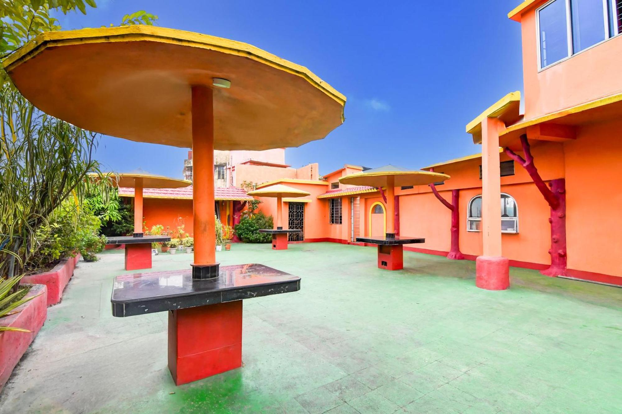 Hotel O Aanandalok