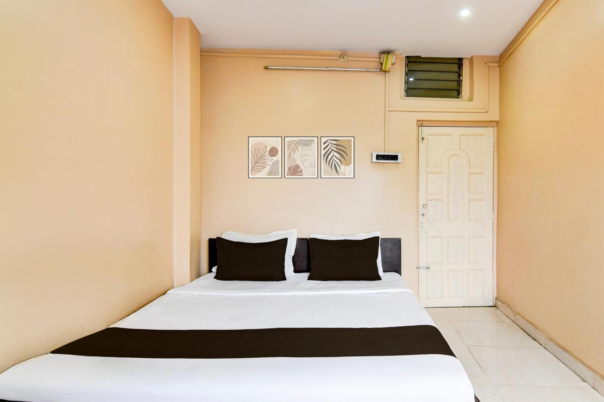 Hotel O Aanandalok Kolkata